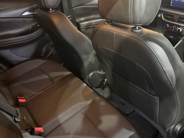 Used 2024 Buick Encore GX Preferred FWD image 33