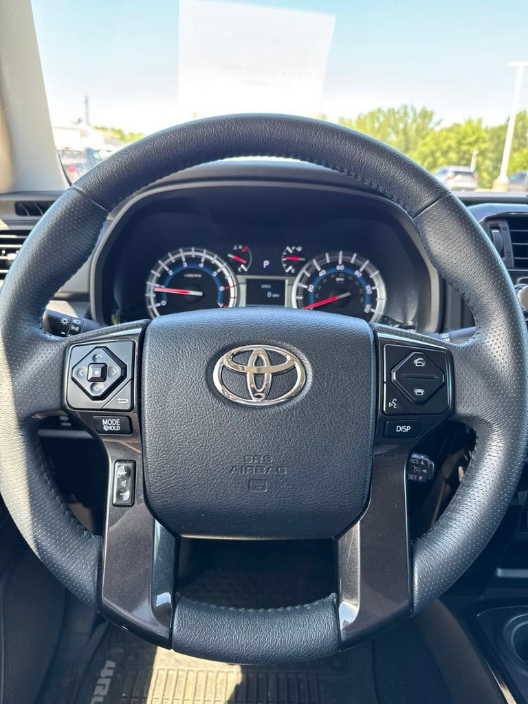 Used 2019 Toyota 4Runner Limited AWD/4WD image 8