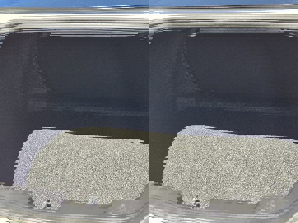 Used 2011 Chevrolet Camaro SS image 19