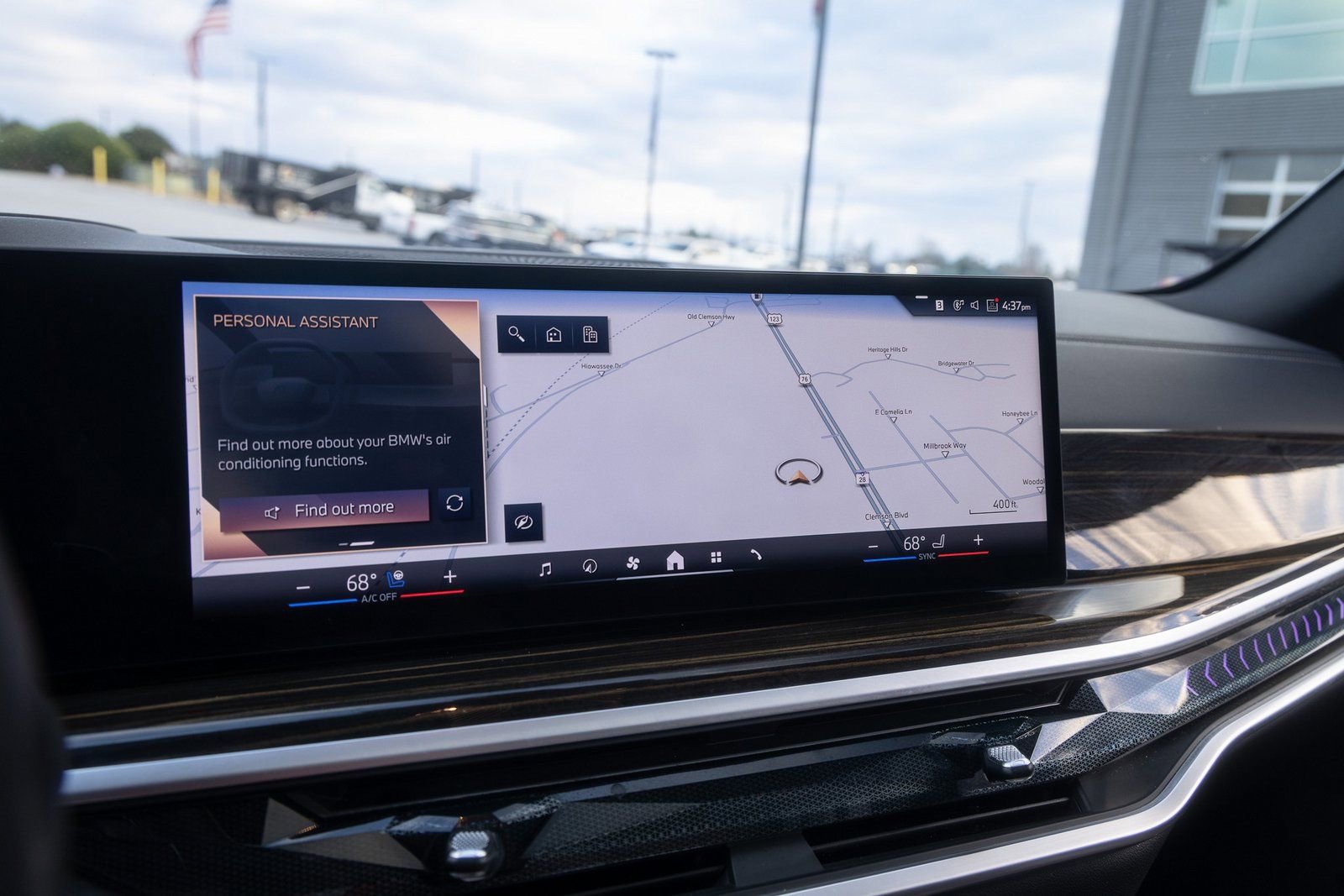 Used 2025 BMW X5 xDrive50e image 24