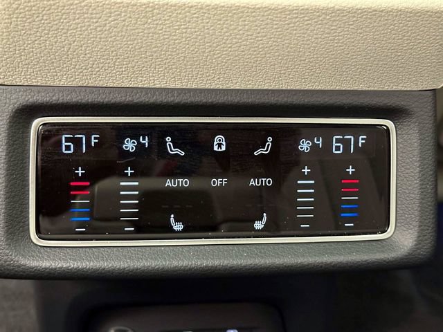 Certified 2024 Audi Q8 e-tron Premium Plus w/ Premium Plus Package AWD/4WD image 16