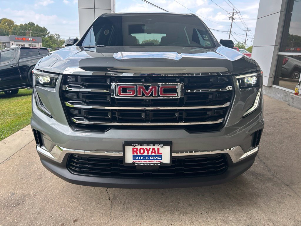 Certified 2026 GMC Acadia Elevation FWD image 3