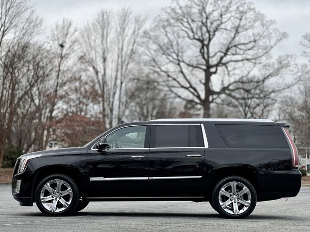 Used 2019 Cadillac Escalade ESV Platinum image 8