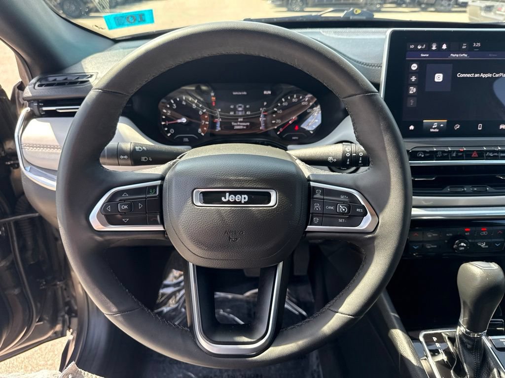 Certified 2023 Jeep Compass Limited AWD/4WD image 10