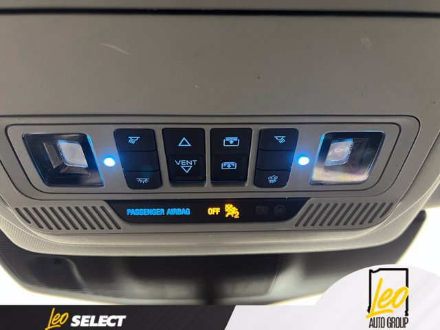 Used 2024 Ford Explorer XLT w/ Equipment Group 202A AWD/4WD image 22