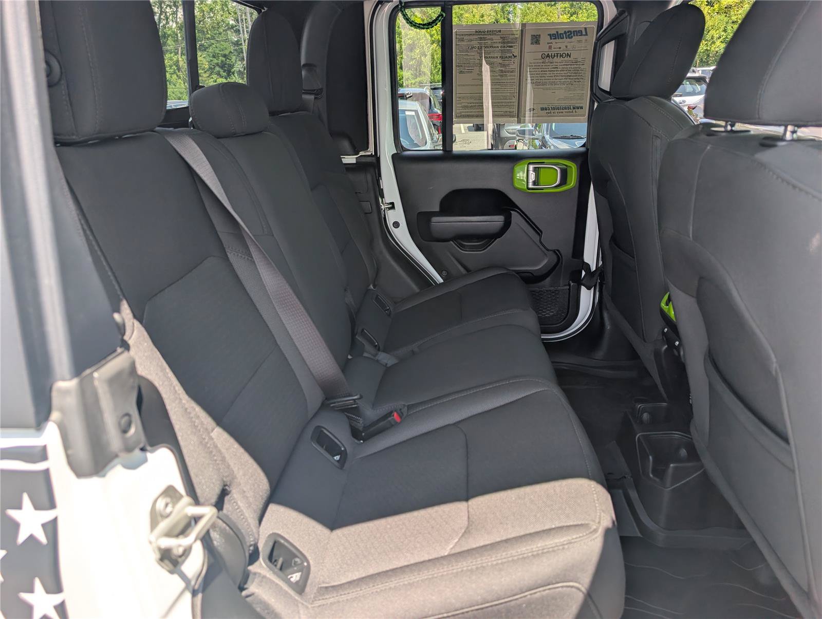 Used 2023 Jeep Gladiator Sport AWD/4WD image 11