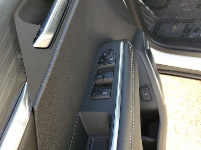 New 2025 GMC Acadia Elevation w/ Elevation Premium Package FWD image 11