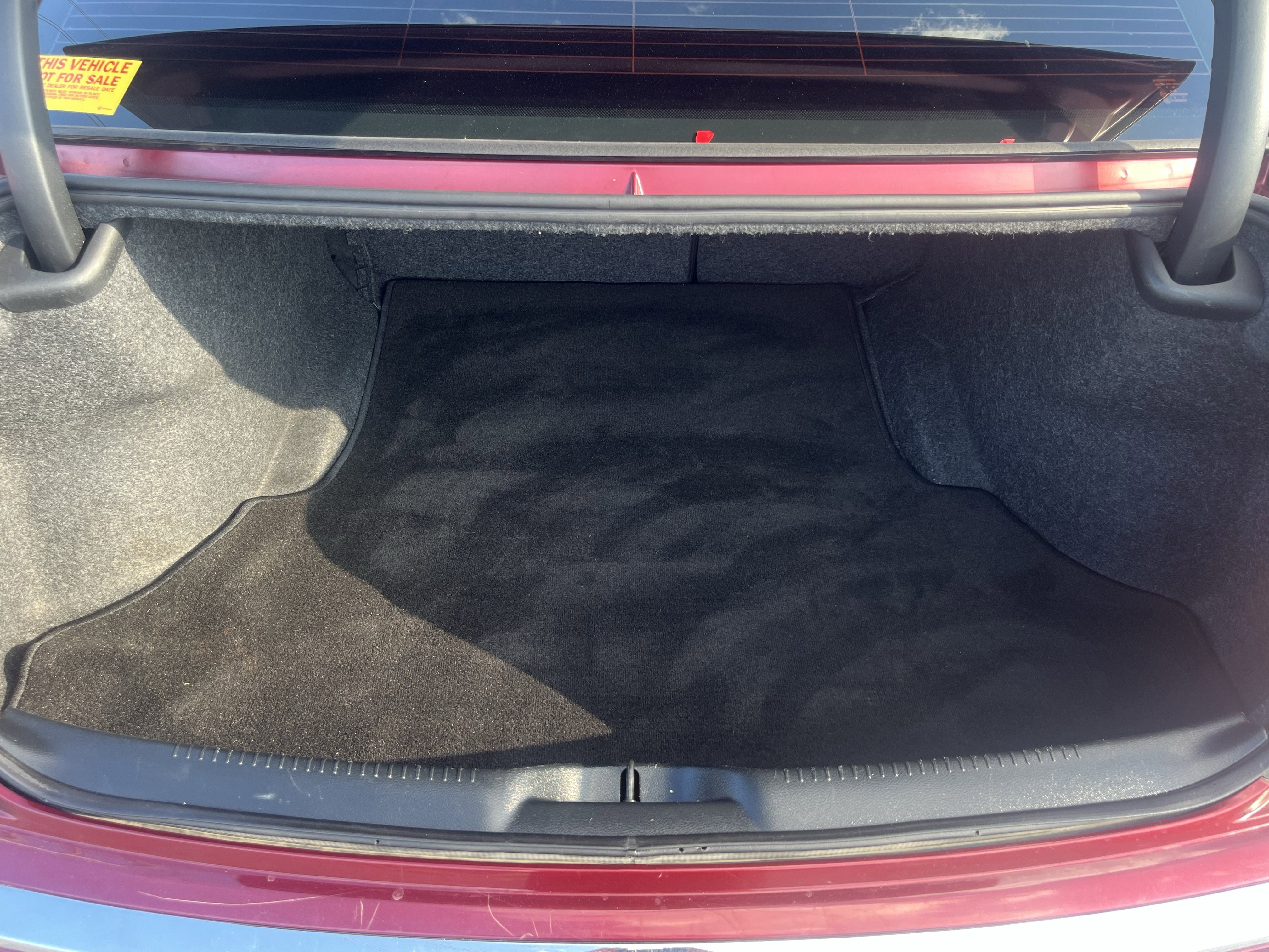 Used 2020 Chrysler 300 Limited RWD image 14