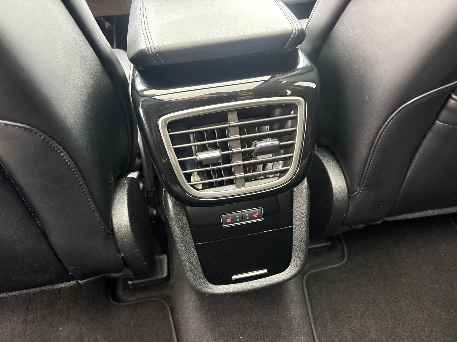 Certified 2023 Lincoln Nautilus Reserve w/ Equipment Group 201A image 32