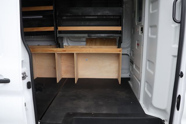 Used 2022 Ford E-Transit 148 High Roof Extended image 18
