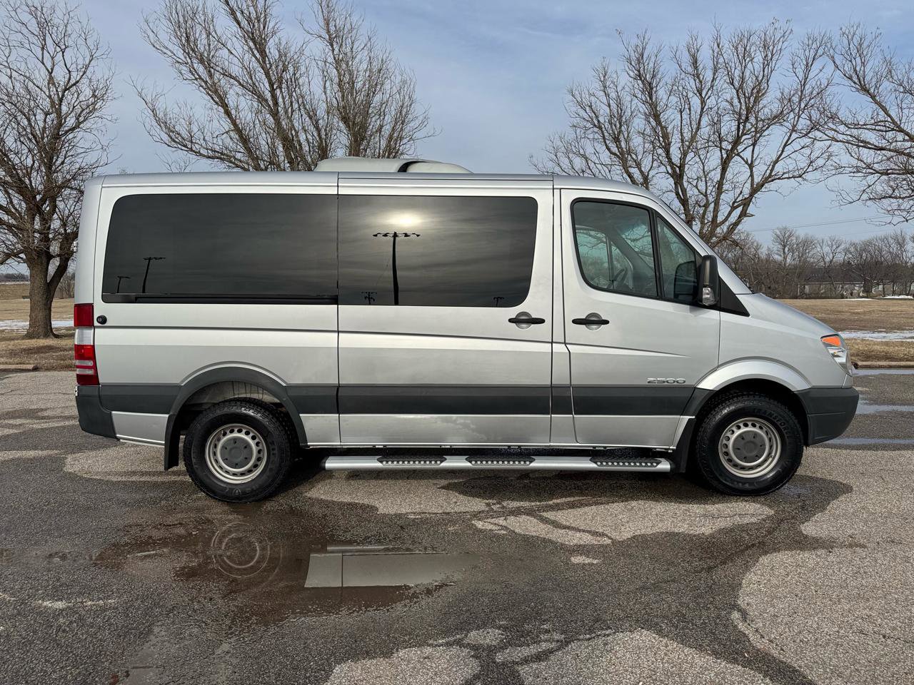 Used 2007 Dodge Sprinter 2500 w/ Cooling Group image 8