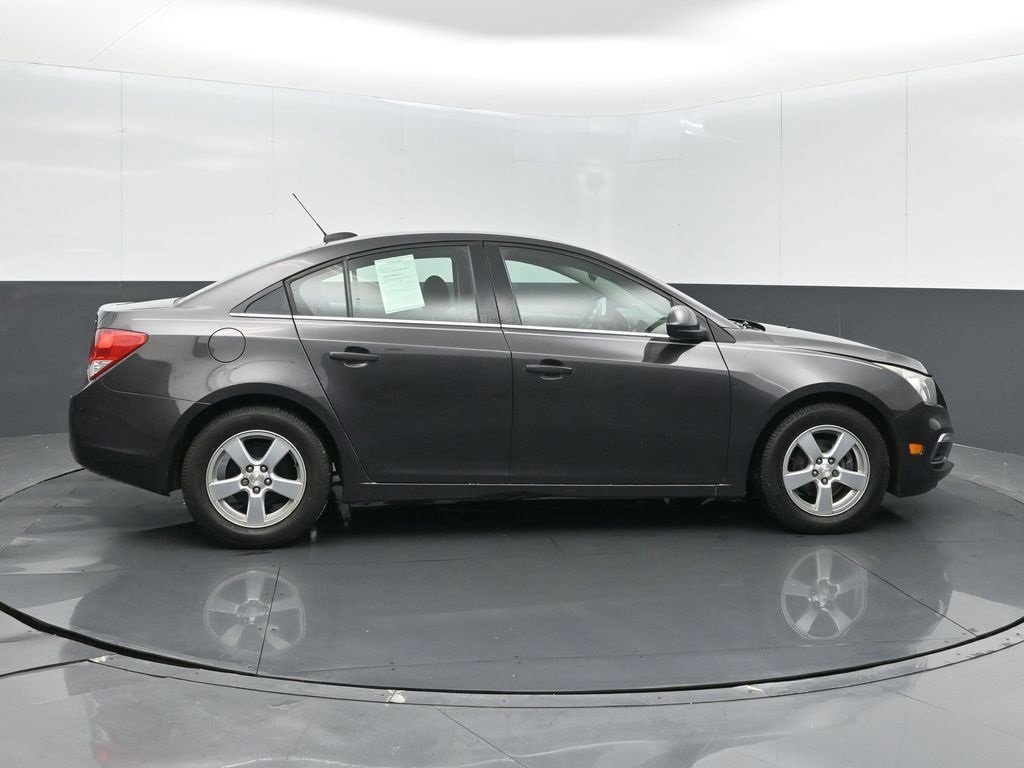 Used 2015 Chevrolet Cruze LT image 25