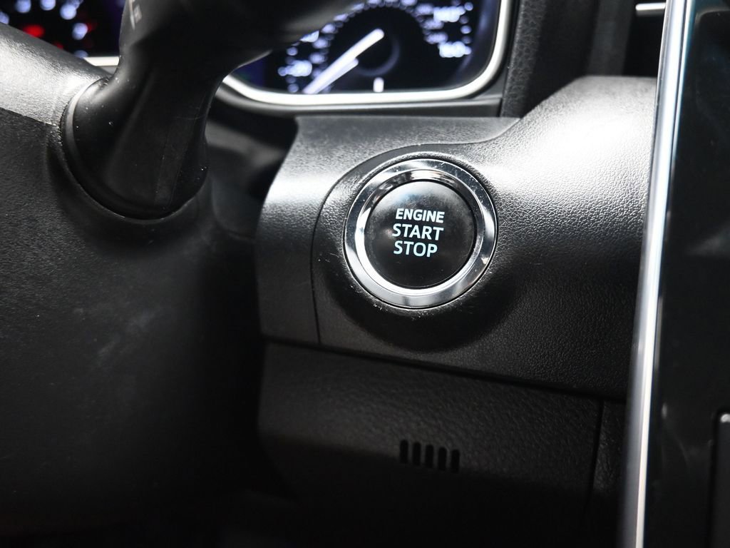 Used 2022 Toyota Avalon XLE w/ Moonroof Package image 21