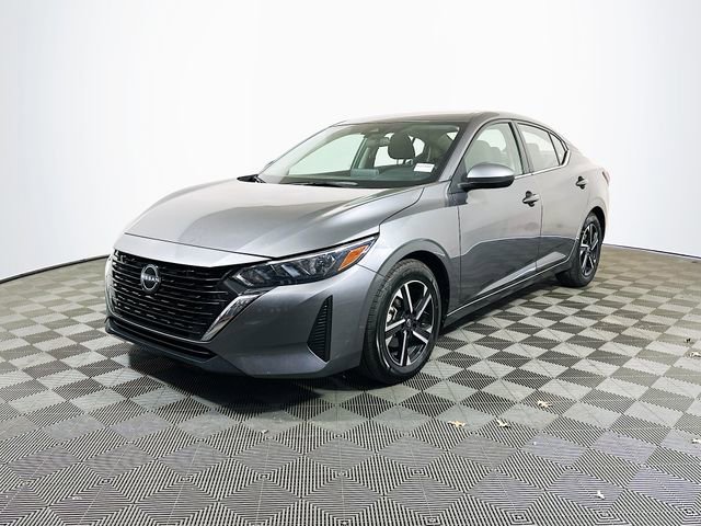 Used 2024 Nissan Sentra SV image 4