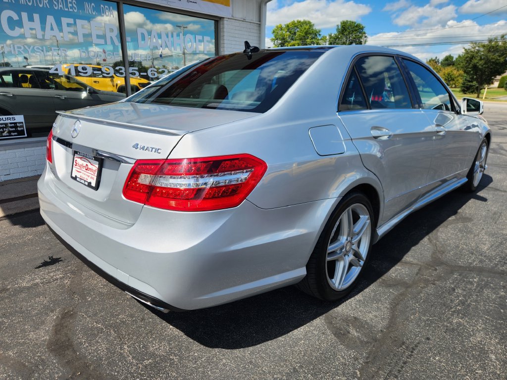 Used 2013 Mercedes-Benz E 350 4MATIC Sedan image 3