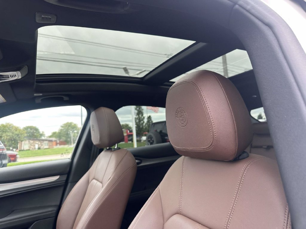 Used 2024 Alfa Romeo Stelvio Ti AWD/4WD image 22
