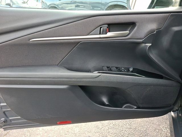 Used 2025 Toyota Camry LE image 13