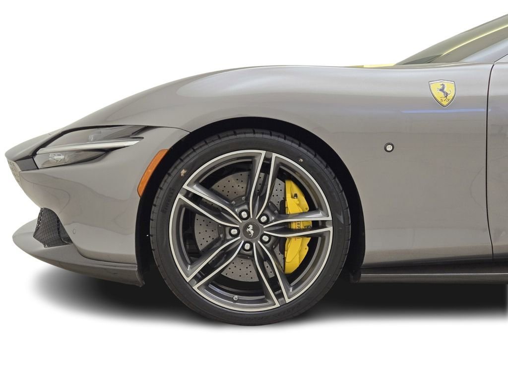 Used 2022 Ferrari Roma RWD image 13