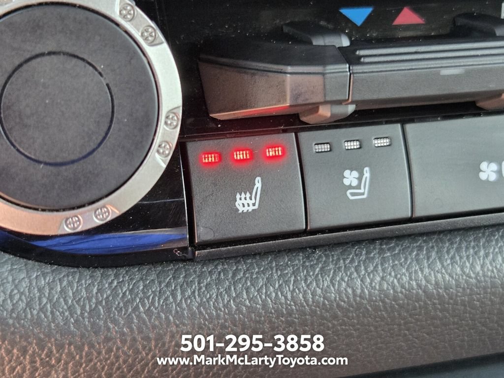 Used 2025 Toyota Tundra TRD Pro AWD/4WD image 23
