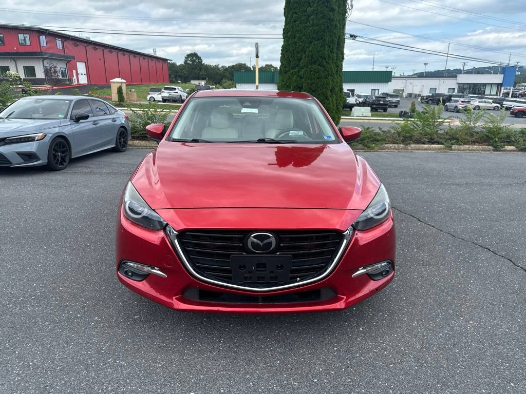 Used 2018 MAZDA MAZDA3 Grand Touring w/ Premium Equipment Package FWD image 2