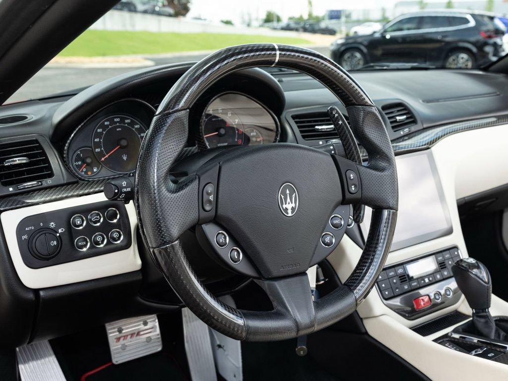 Used 2017 Maserati GranTurismo Convertible RWD image 23