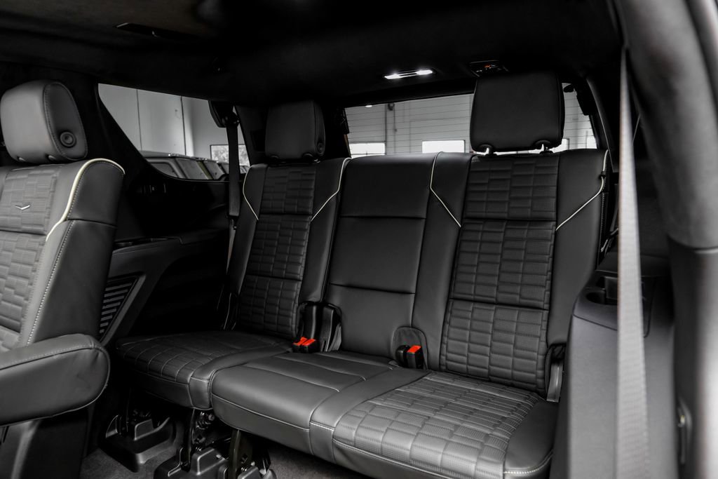 Used 2026 Cadillac Escalade V w/ LPO, ONYX Package AWD/4WD image 52