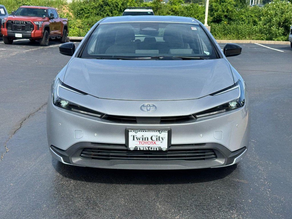 Certified 2023 Toyota Prius LE AWD/4WD image 10
