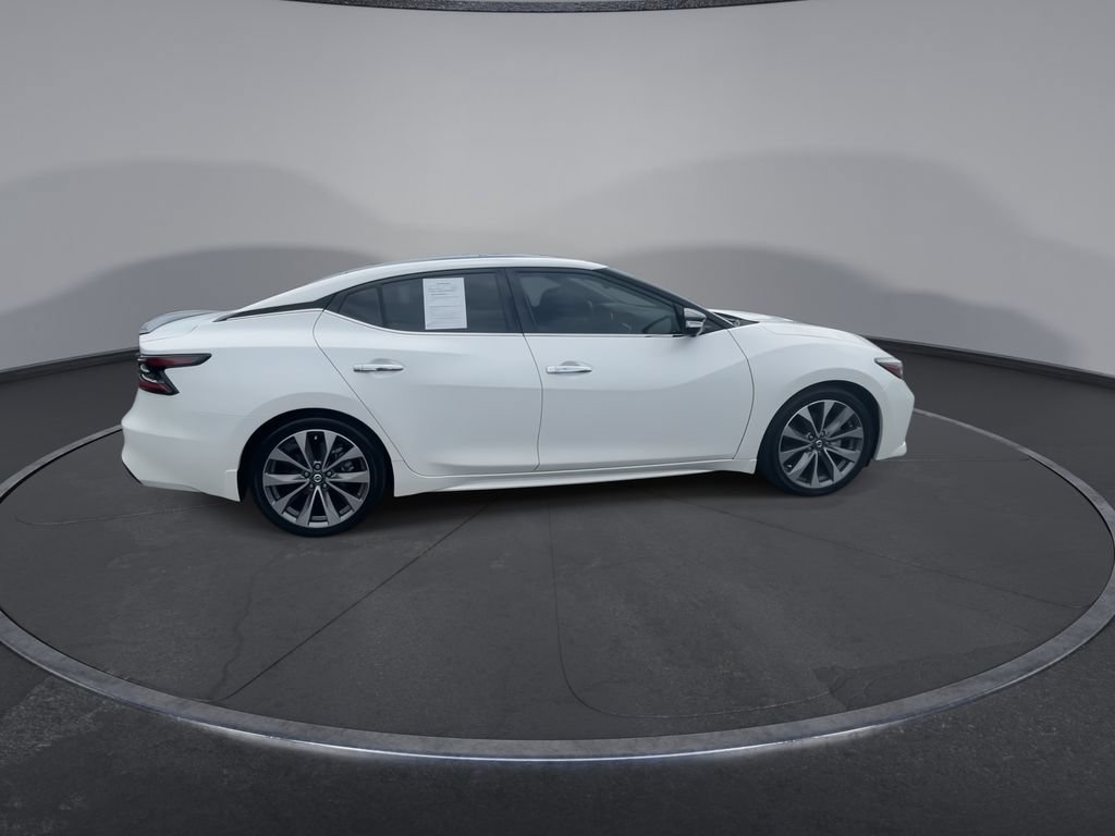 Used 2022 Nissan Maxima Platinum w/ Sport Mat Group FWD image 9
