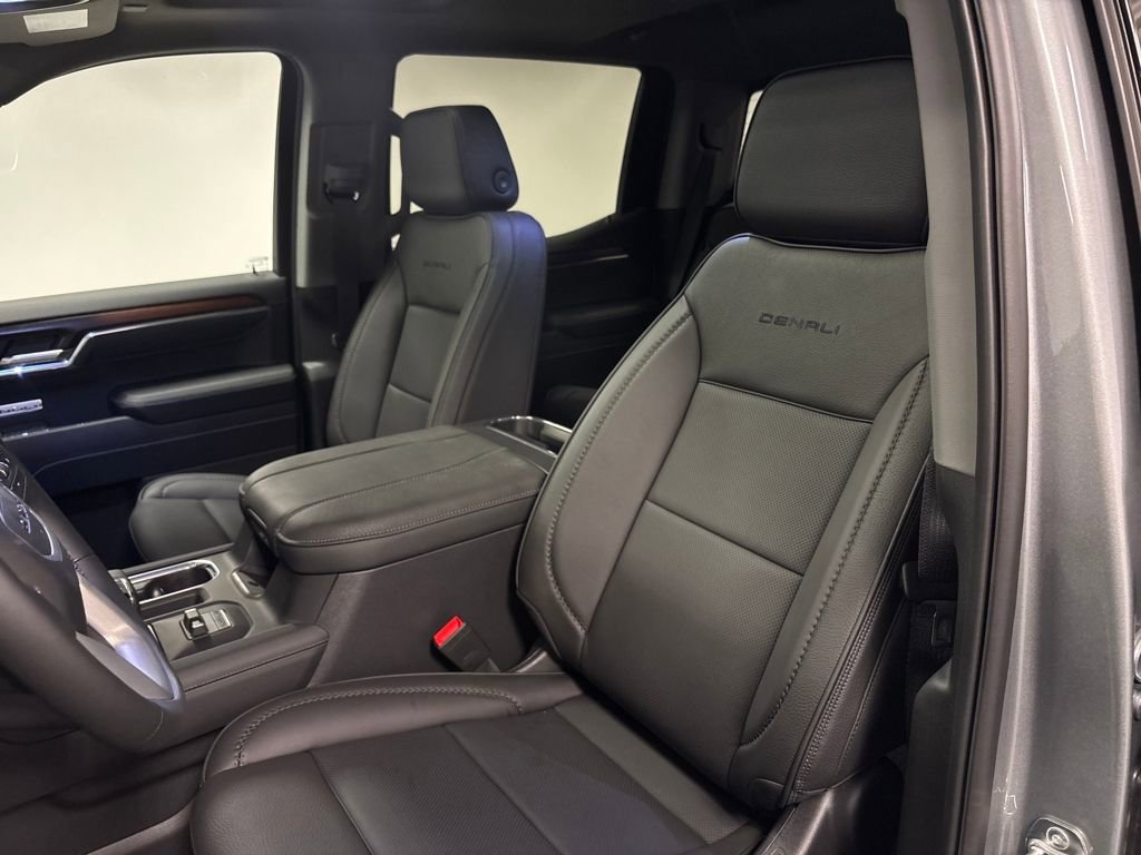 New 2026 GMC Sierra 1500 Denali w/ Denali Reserve Package image 24