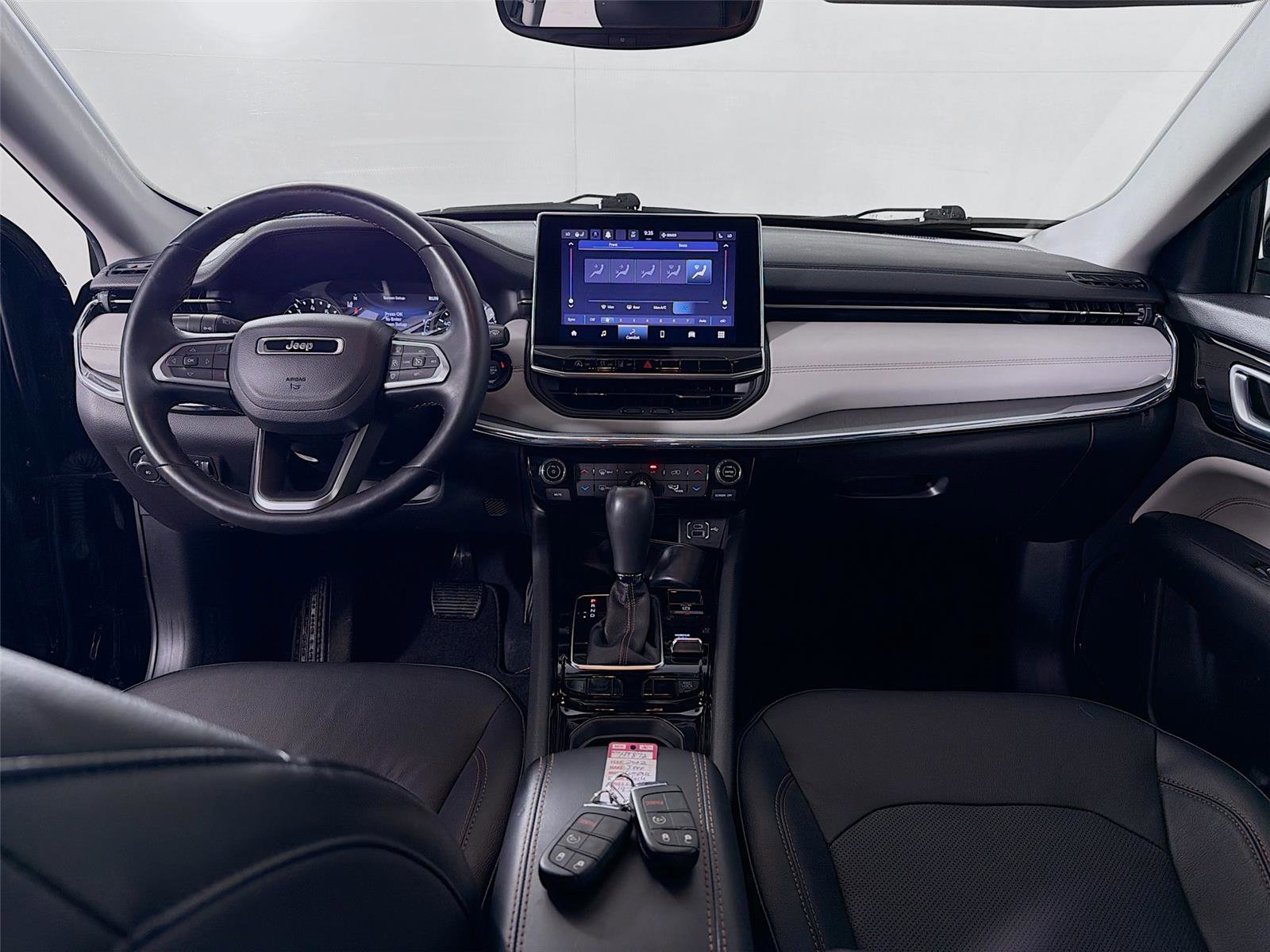 Used 2022 Jeep Compass Limited image 21