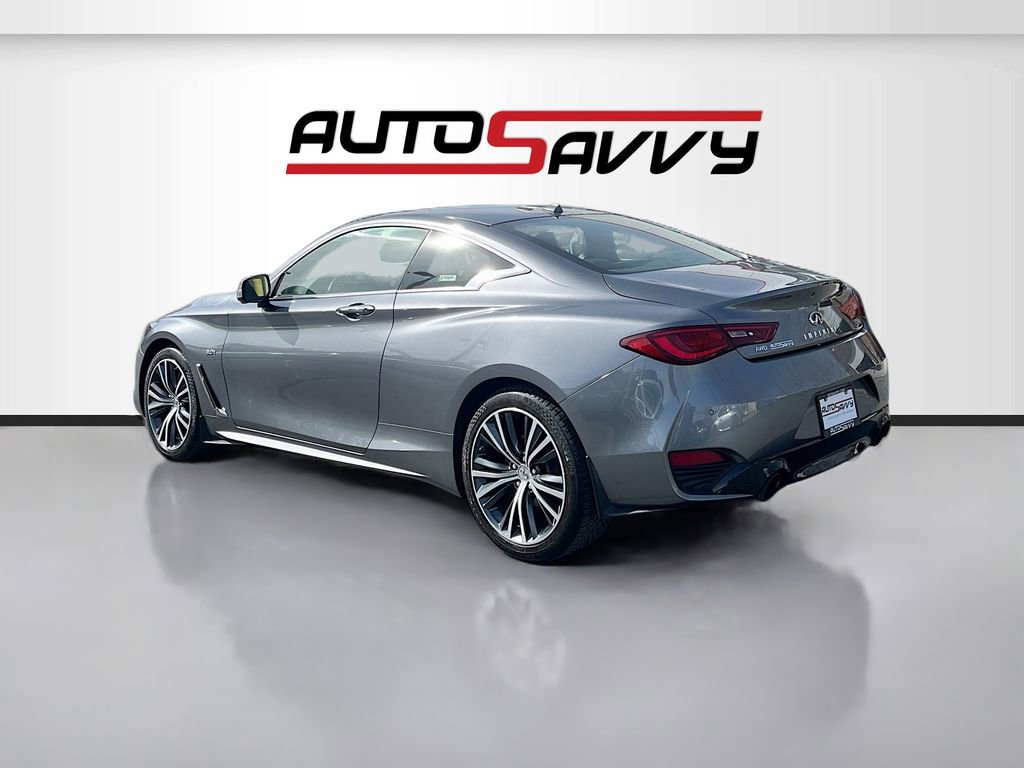 Used 2019 INFINITI Q60 3.0t Luxe w/ Essential Package image 5