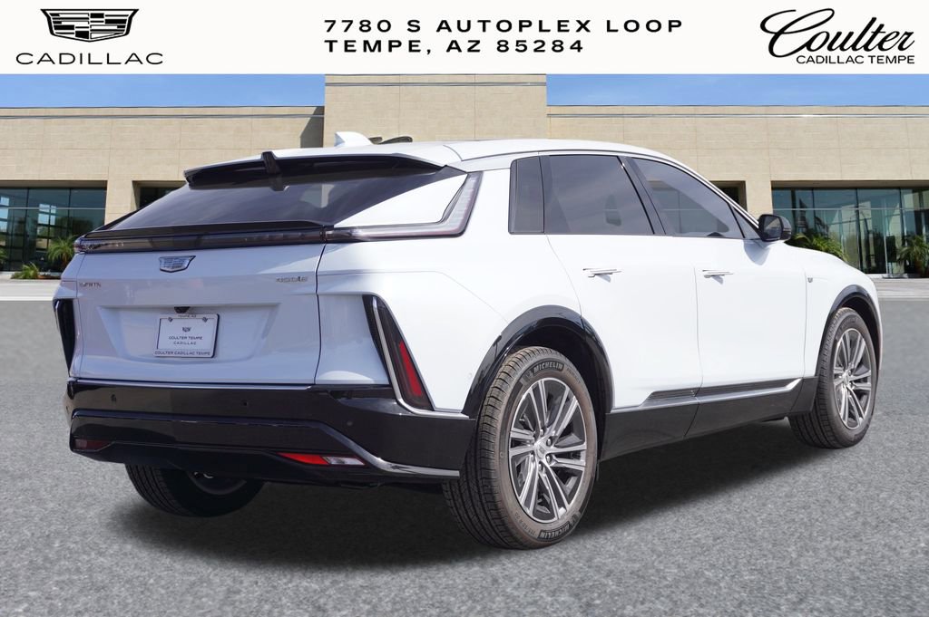 New 2026 Cadillac Lyriq Luxury image 3