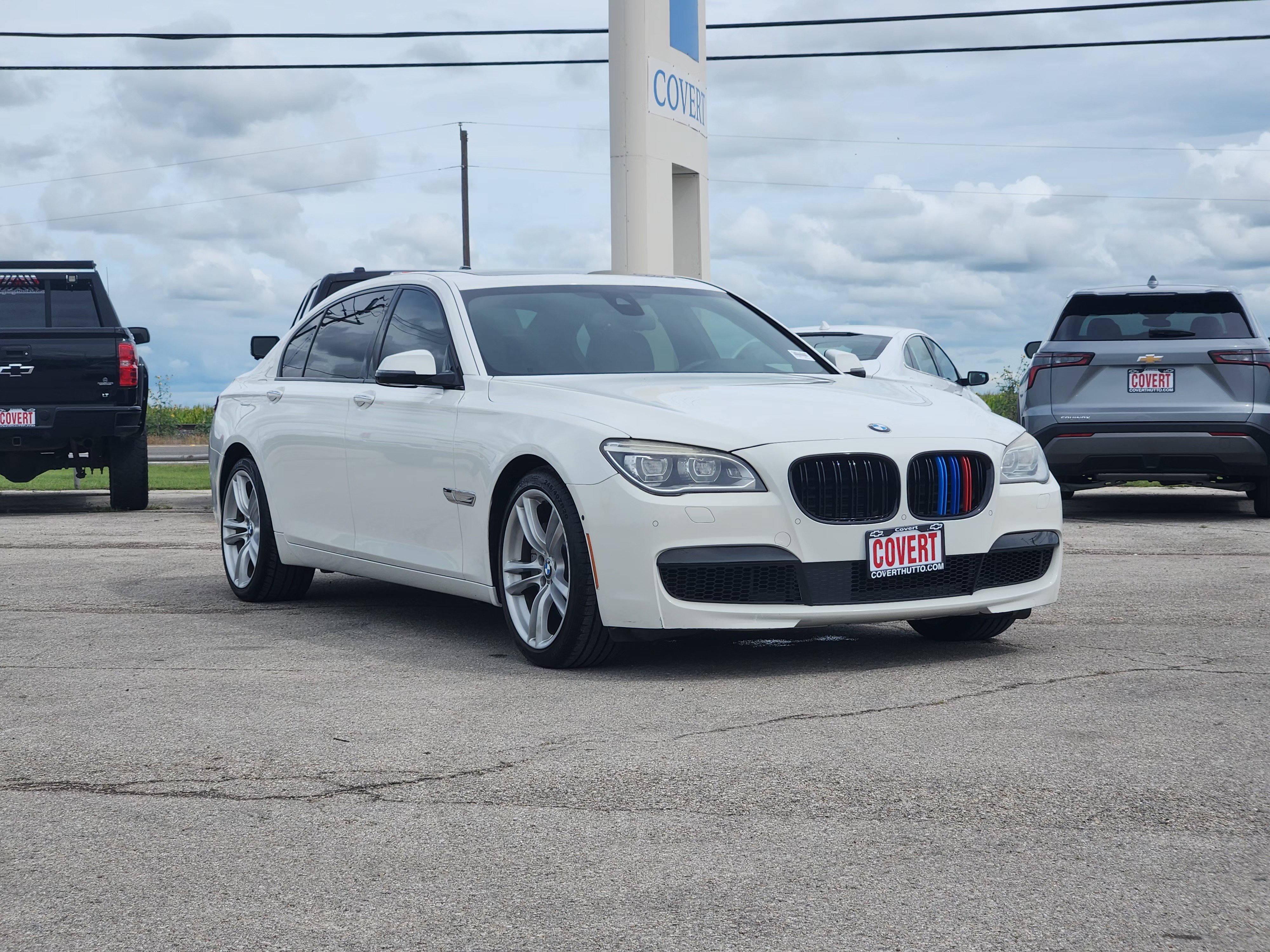 Used 2015 BMW 750Li RWD image 3