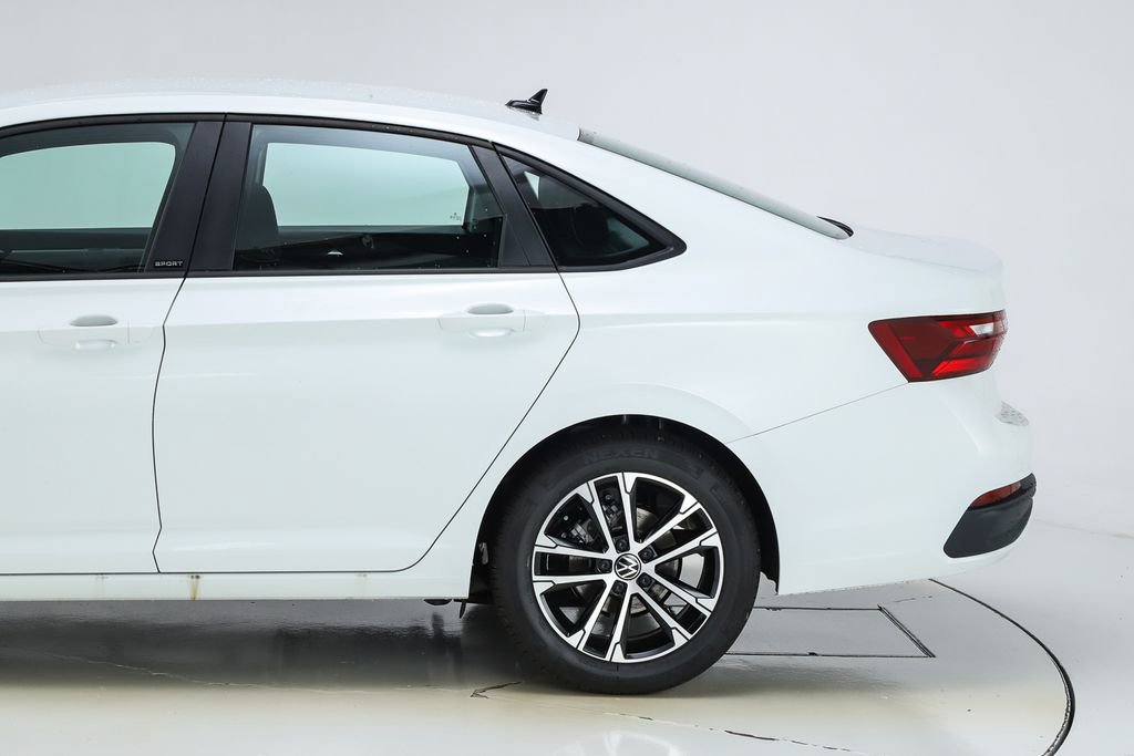 New 2025 Volkswagen Jetta Sport image 4