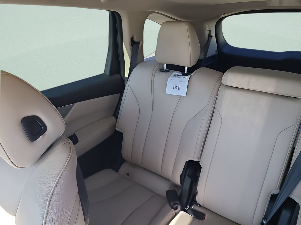 New 2026 Acura MDX SH-AWD image 12