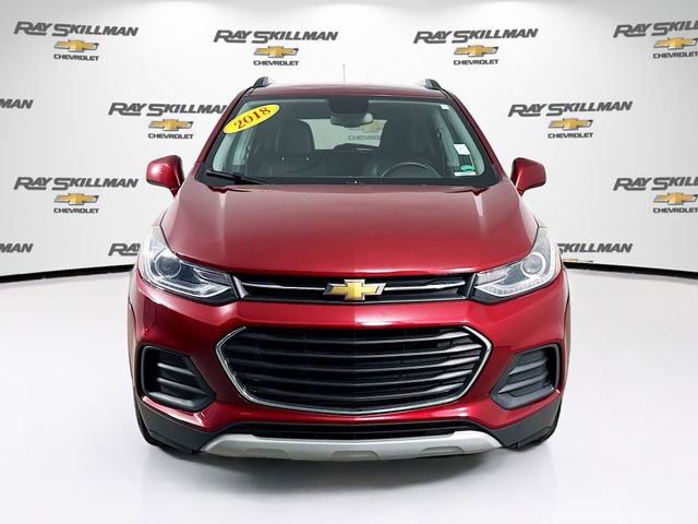 Used 2018 Chevrolet Trax LT w/ Driver Confidence Package image 2