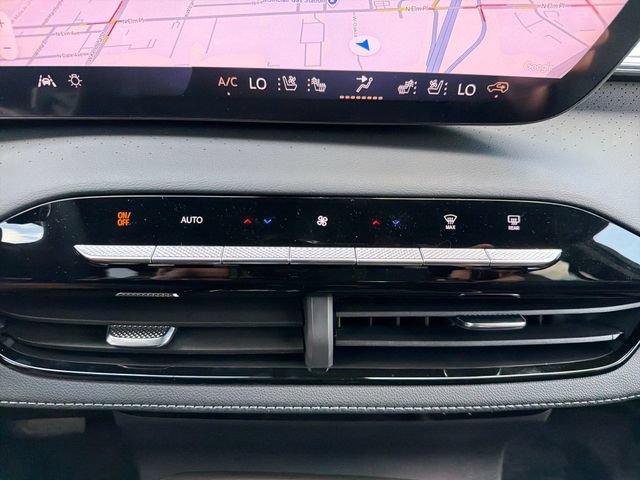 New 2026 Buick Enclave Avenir w/ Super Cruise Package FWD image 14