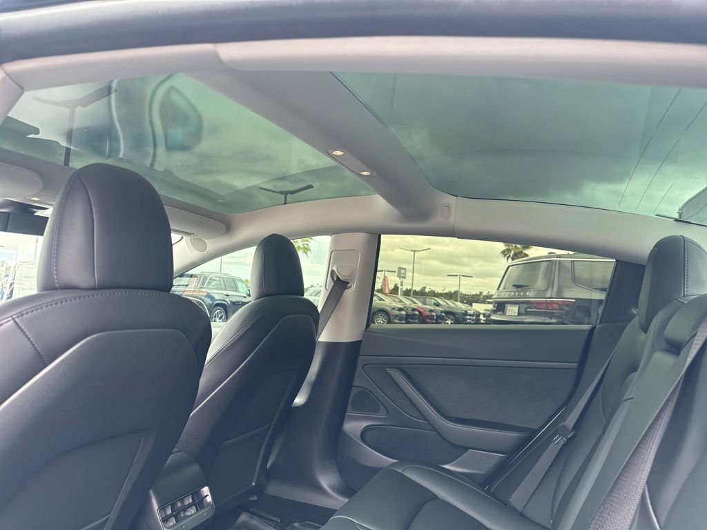 Used 2021 Tesla Model 3 Standard Range Plus RWD image 15