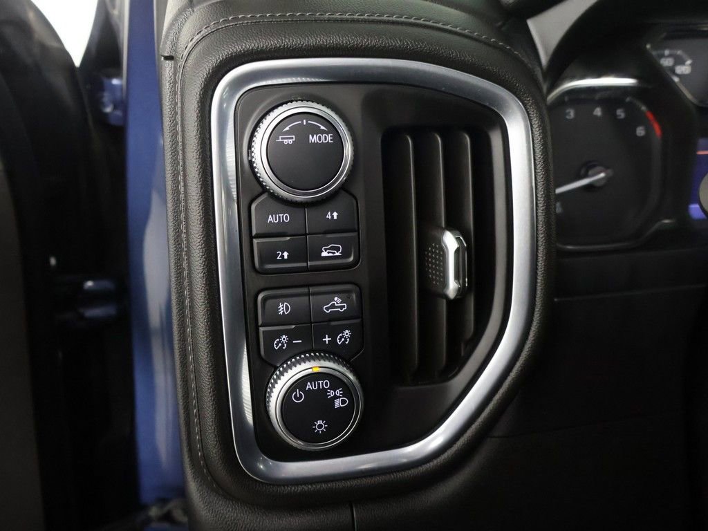 Used 2020 GMC Sierra 1500 Elevation w/ Elevation Value Package AWD/4WD image 32