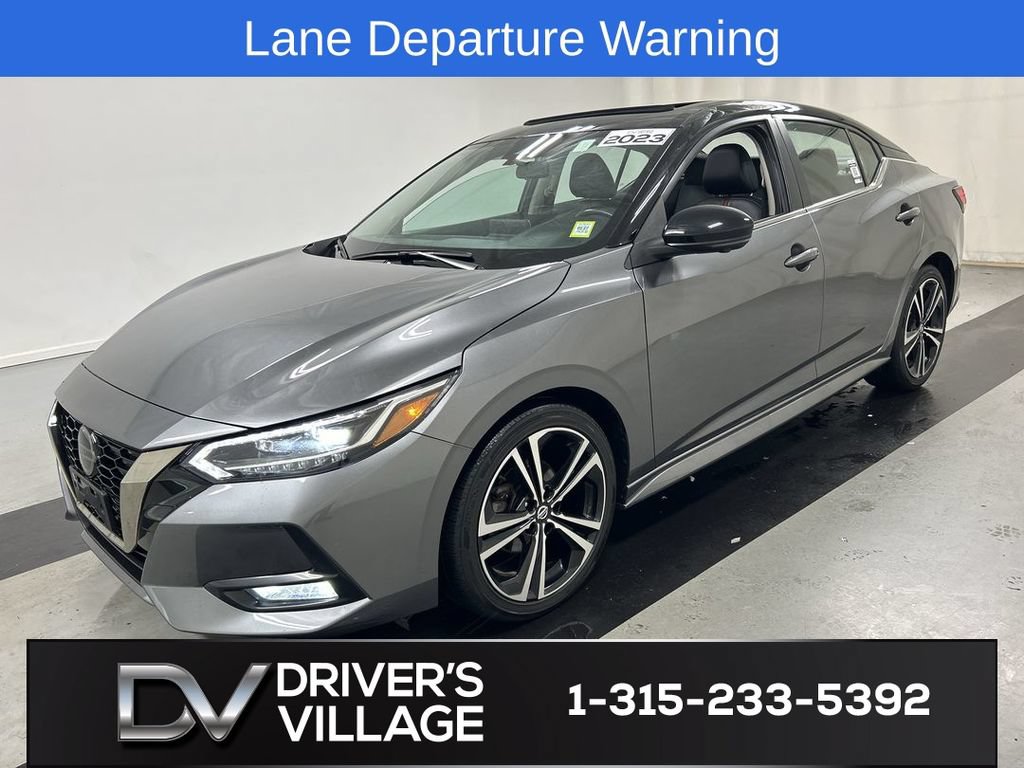 Used 2023 Nissan Sentra SR w/ SR Premium Package FWD image 5