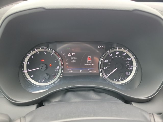 Used 2023 Toyota Highlander L FWD image 18
