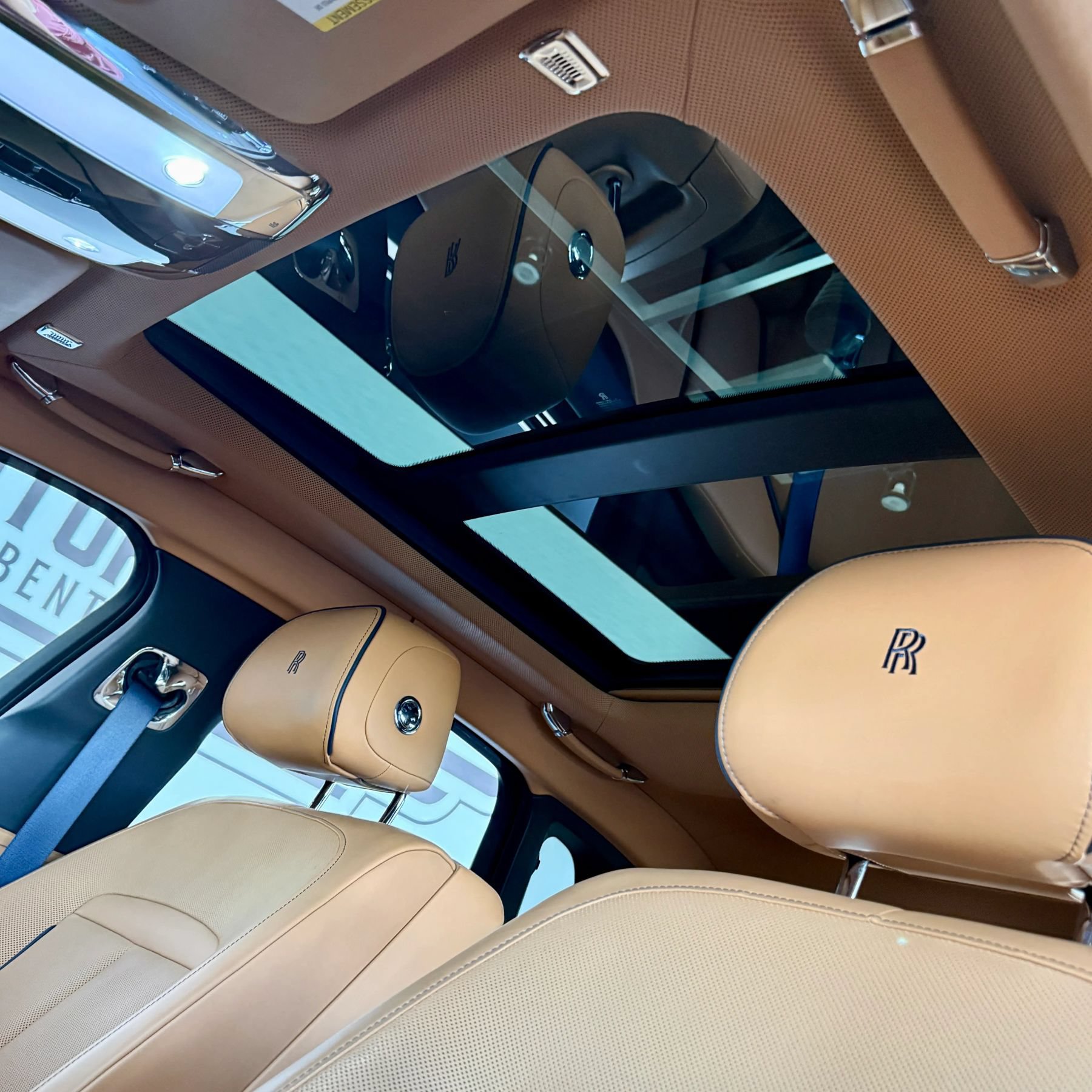 Used 2021 Rolls-Royce Ghost AWD/4WD image 32