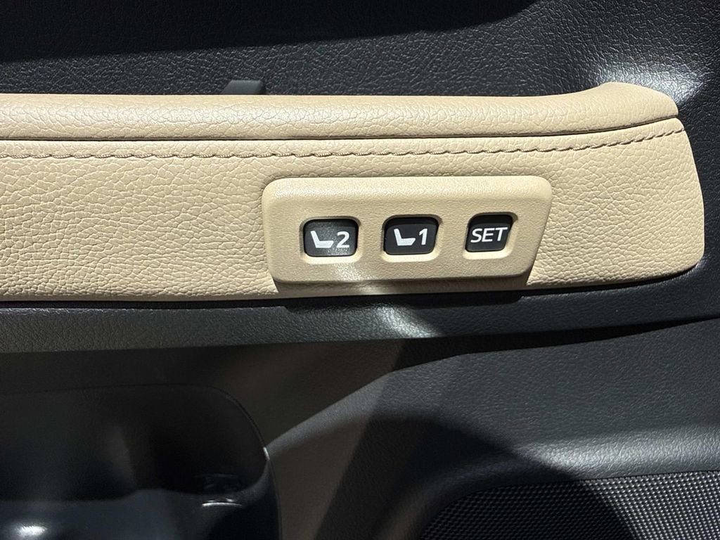 Used 2023 Toyota 4Runner Limited image 24