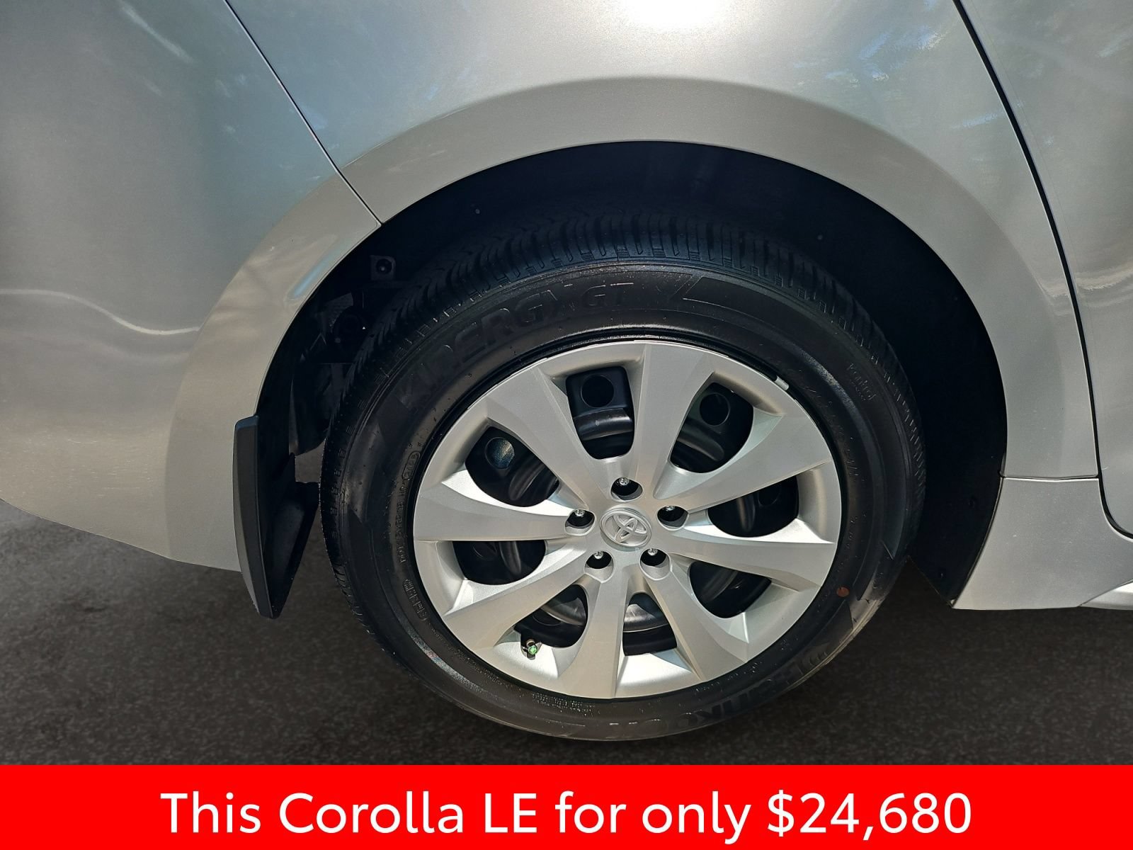 Used 2026 Toyota Corolla LE FWD image 43