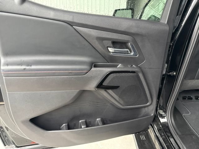 Used 2025 Chevrolet Silverado EV RST w/ LPO, Dark Package RST AWD/4WD image 10