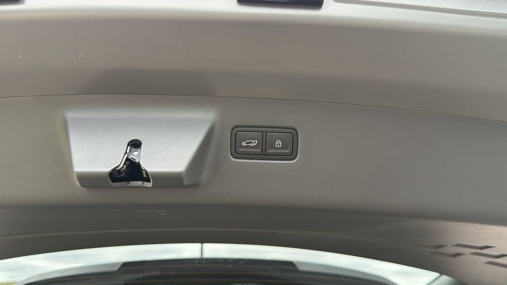 New 2026 Hyundai Santa Fe SE image 19