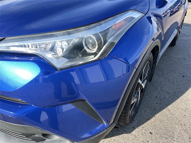Used 2018 Toyota C-HR XLE image 9