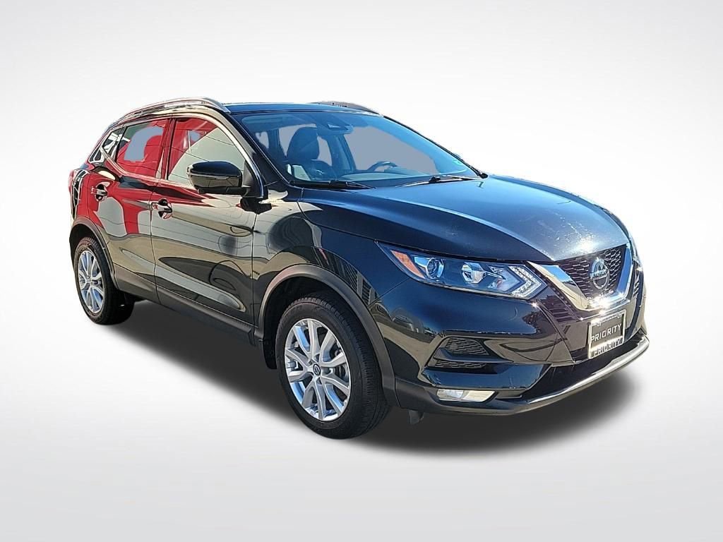Used 2022 Nissan Rogue Sport SV w/ Technology Package image 7
