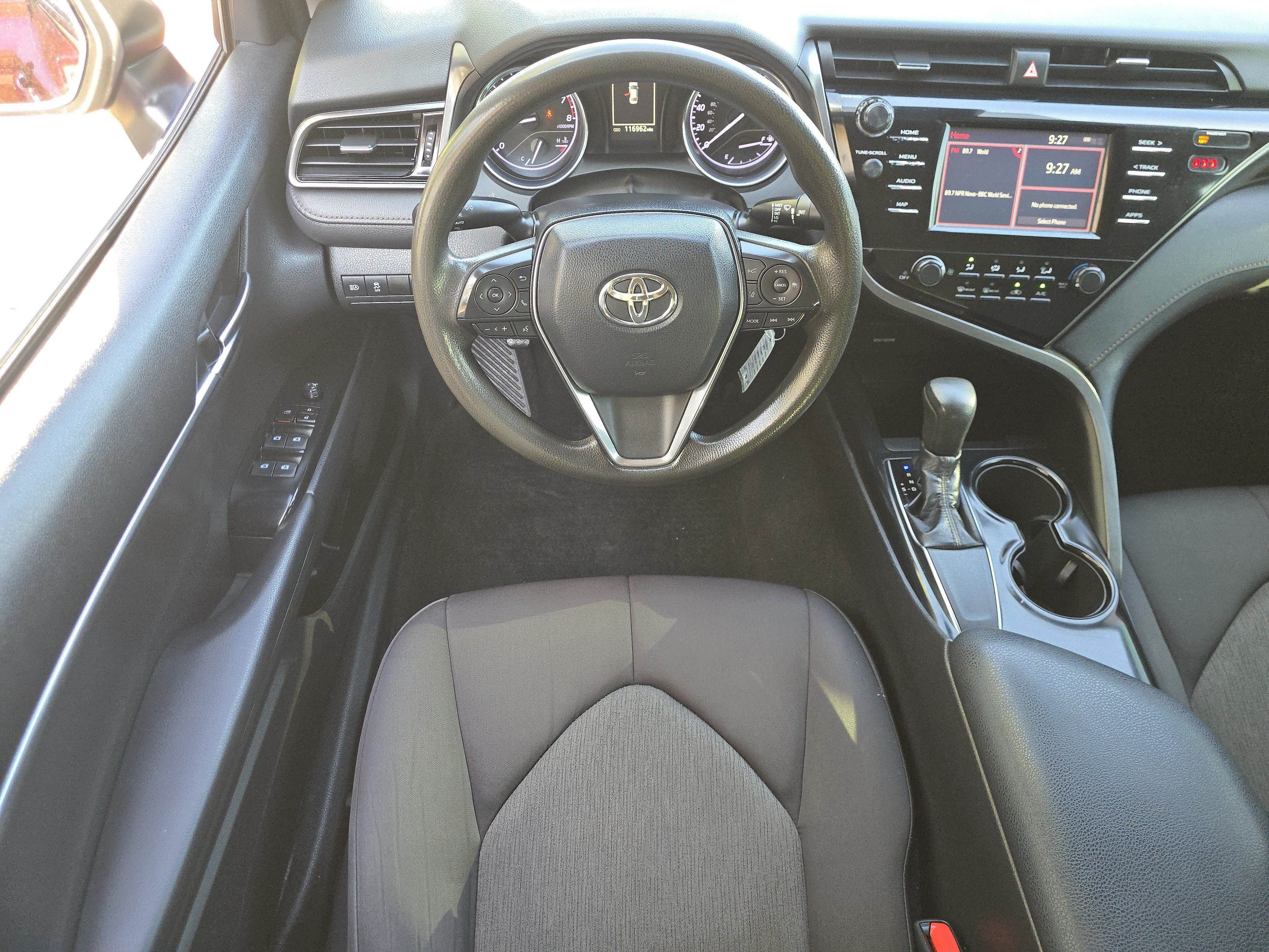 Used 2019 Toyota Camry LE FWD image 20