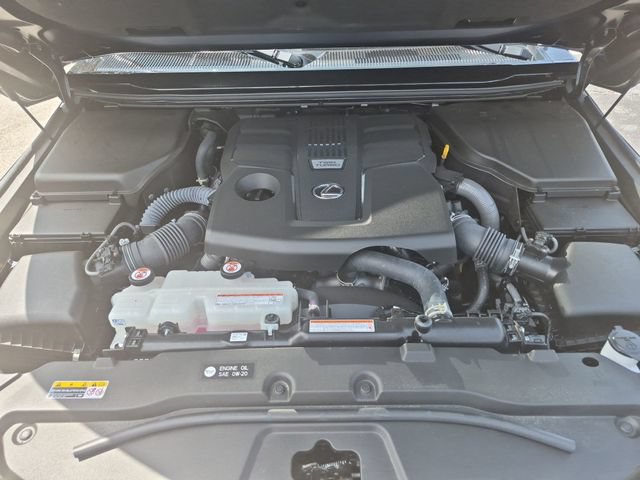 Used 2025 Lexus GX 550 w/ Accessory Package (Z1) AWD/4WD image 9